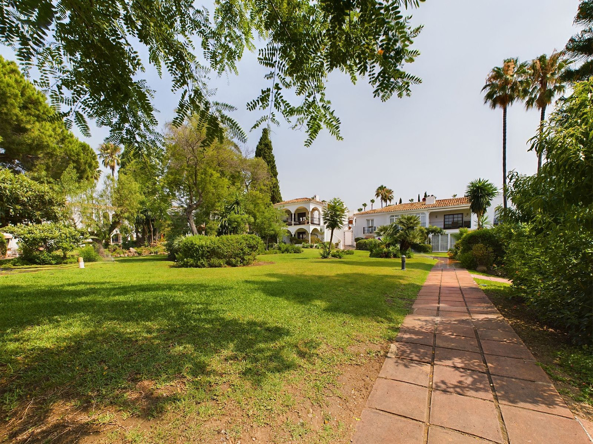 Maison de ville à vendre à Estepona 1