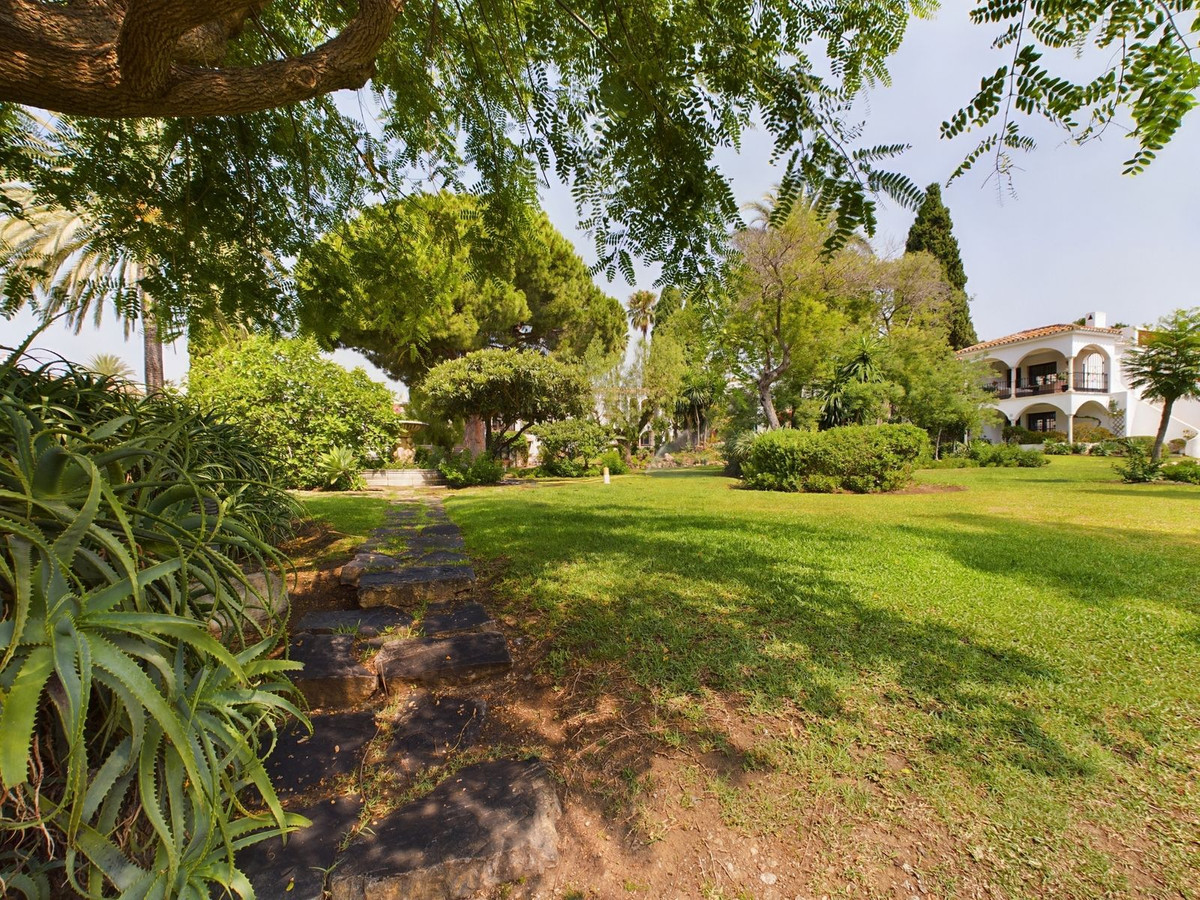 Maison de ville à vendre à Estepona 19