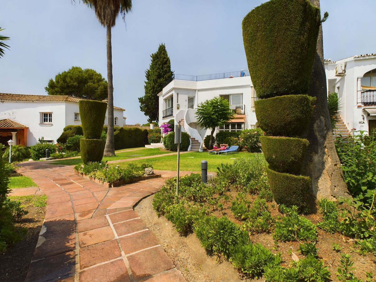 Maison de ville à vendre à Estepona 5