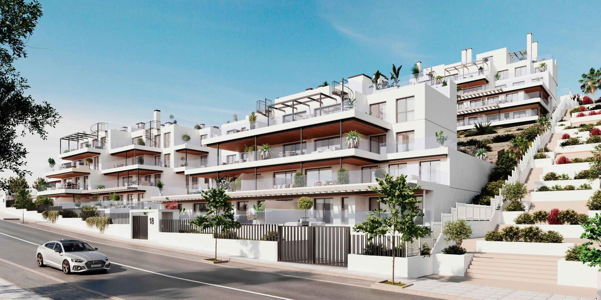 Apartment for sale in Estepona 1