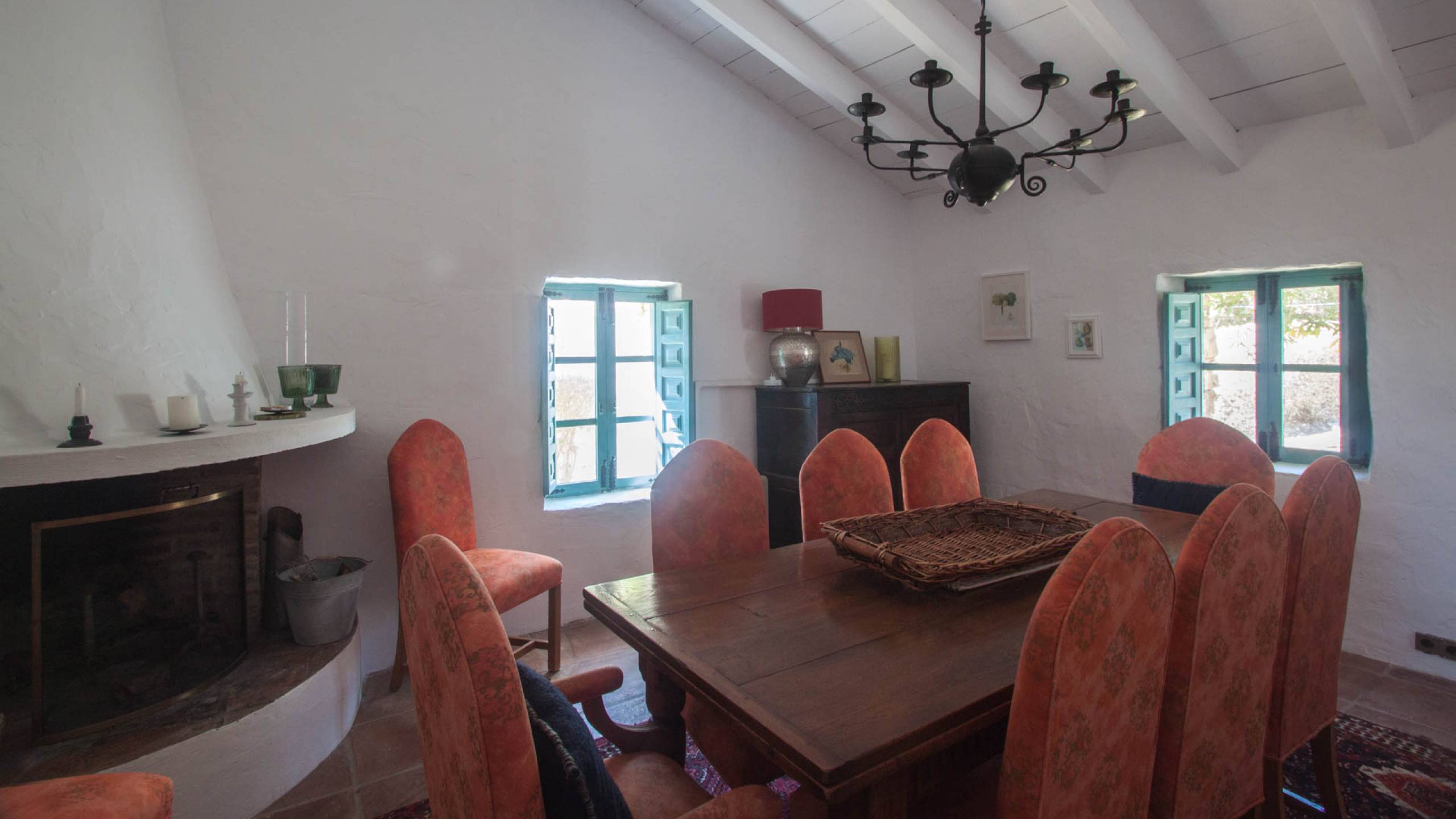 Countryhome te koop in Casares 11