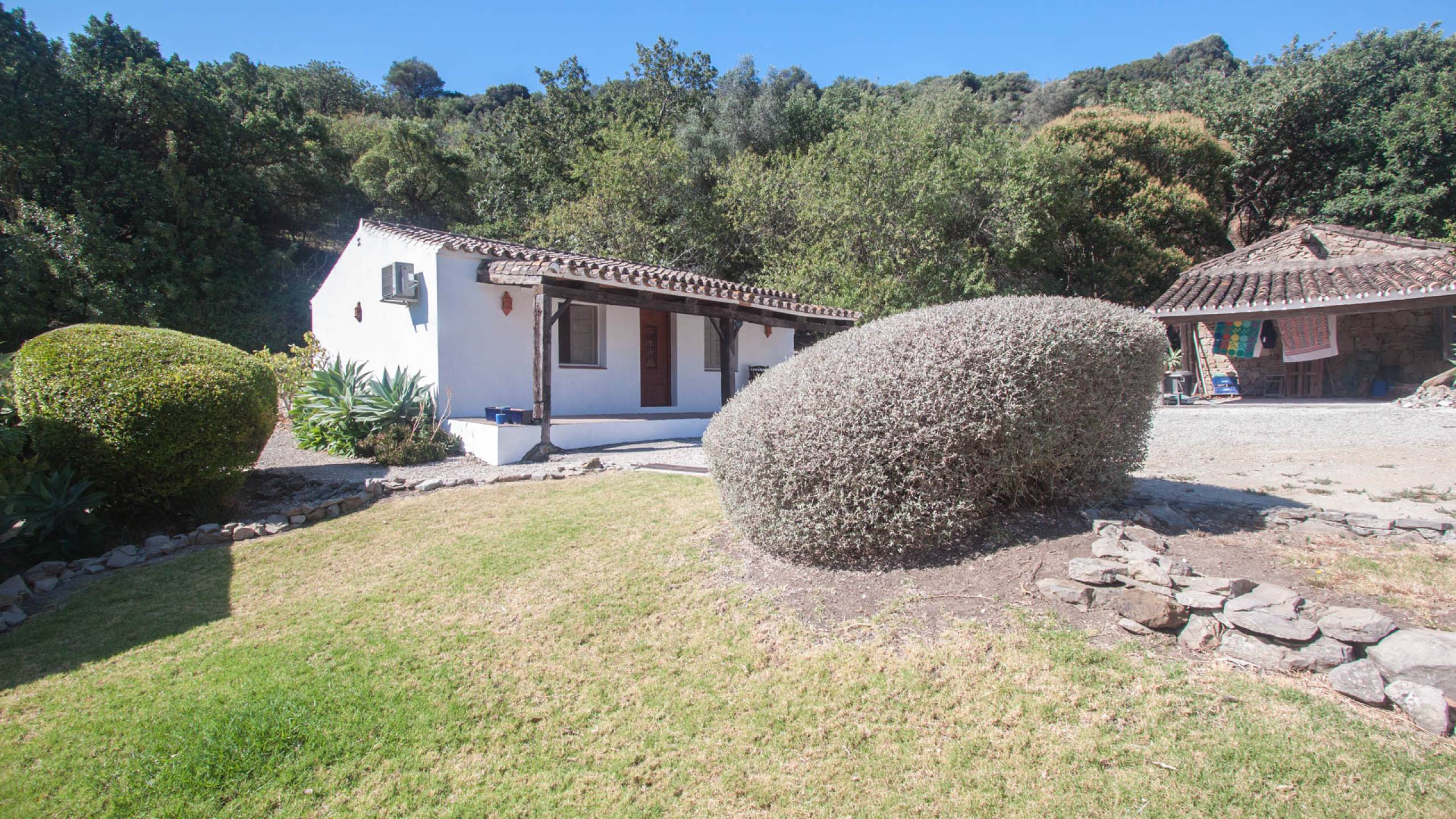 Countryhome te koop in Casares 21