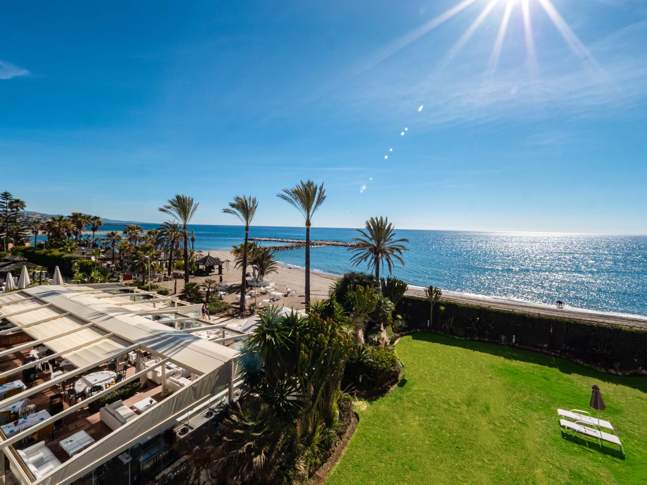 Apartamento en venta en Marbella - Nueva Andalucía 9