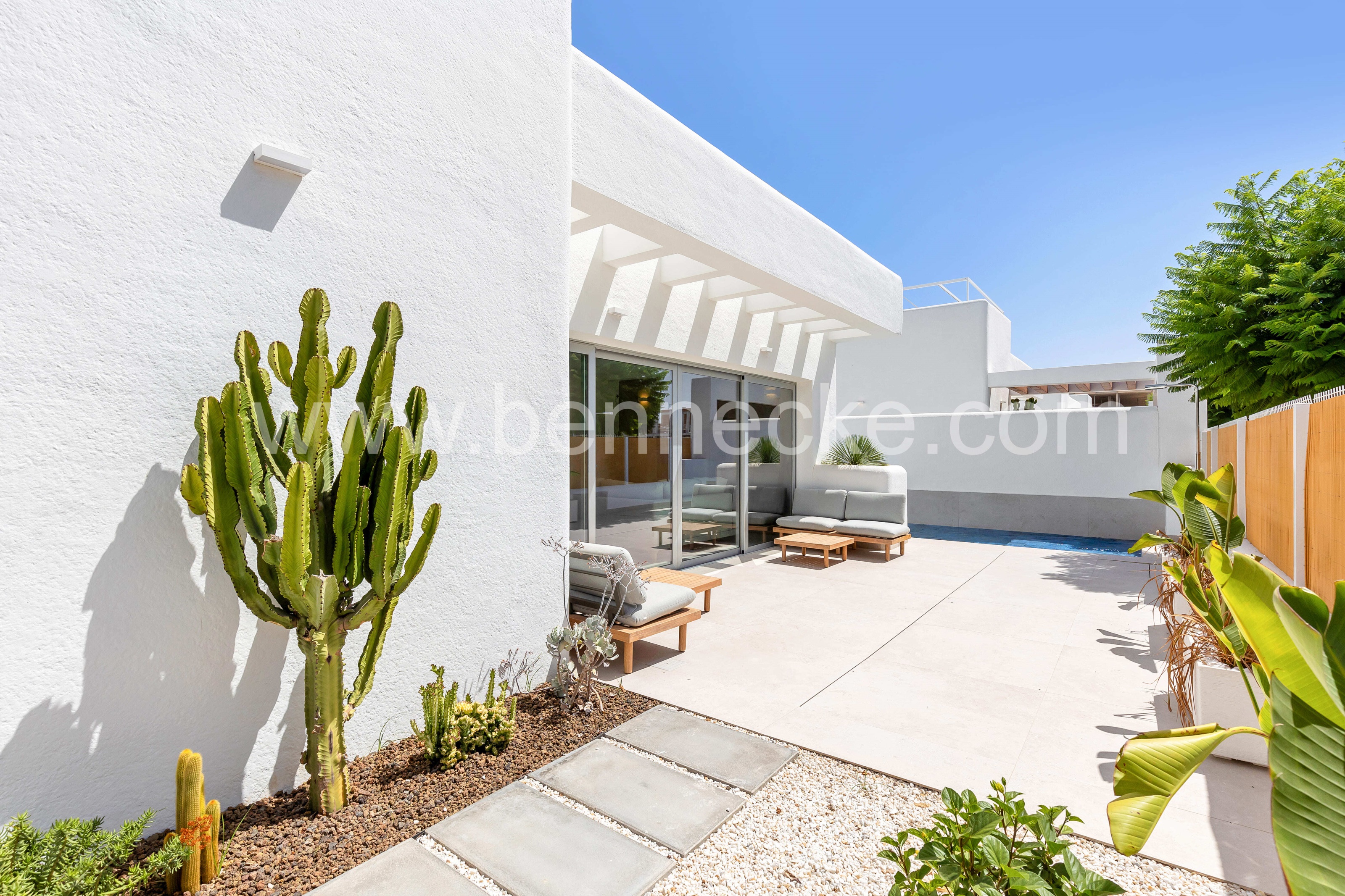 Villa for sale in Los Alcázares 3