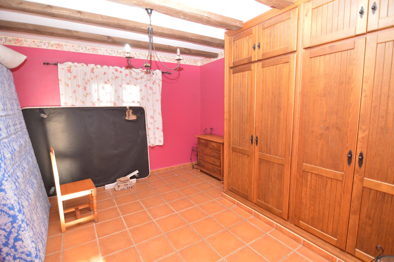 Countryhome na sprzedaż w Campo de Gibraltar 32