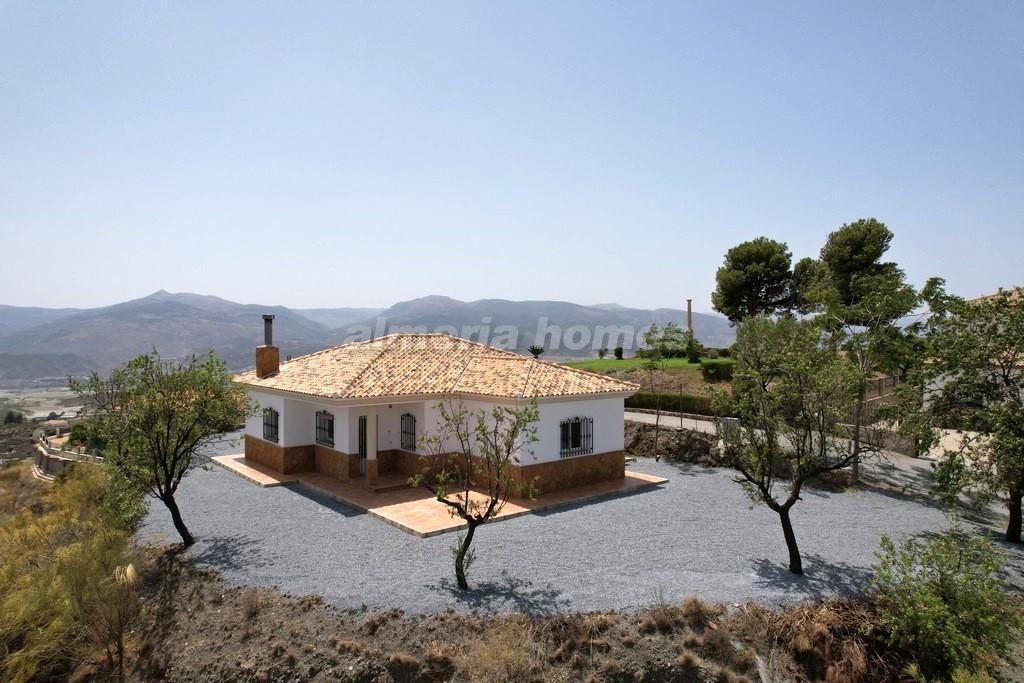 Villa for sale in Almería and surroundings 1