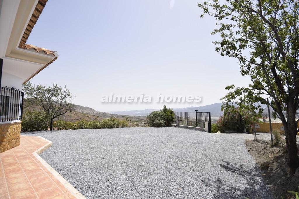 Villa for sale in Almería and surroundings 8