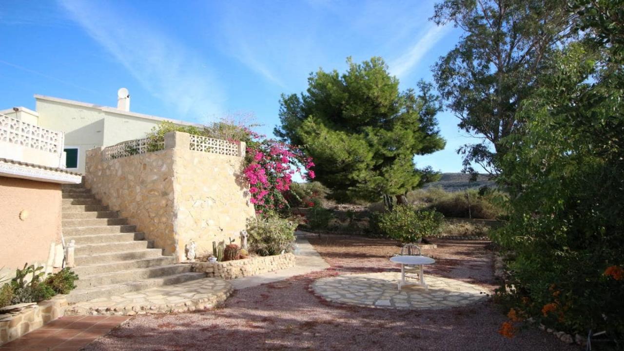 Villa te koop in Alicante 5