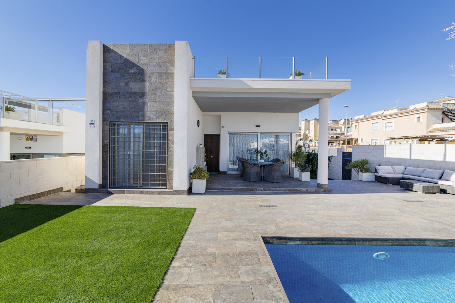 Villa for sale in Alicante 2