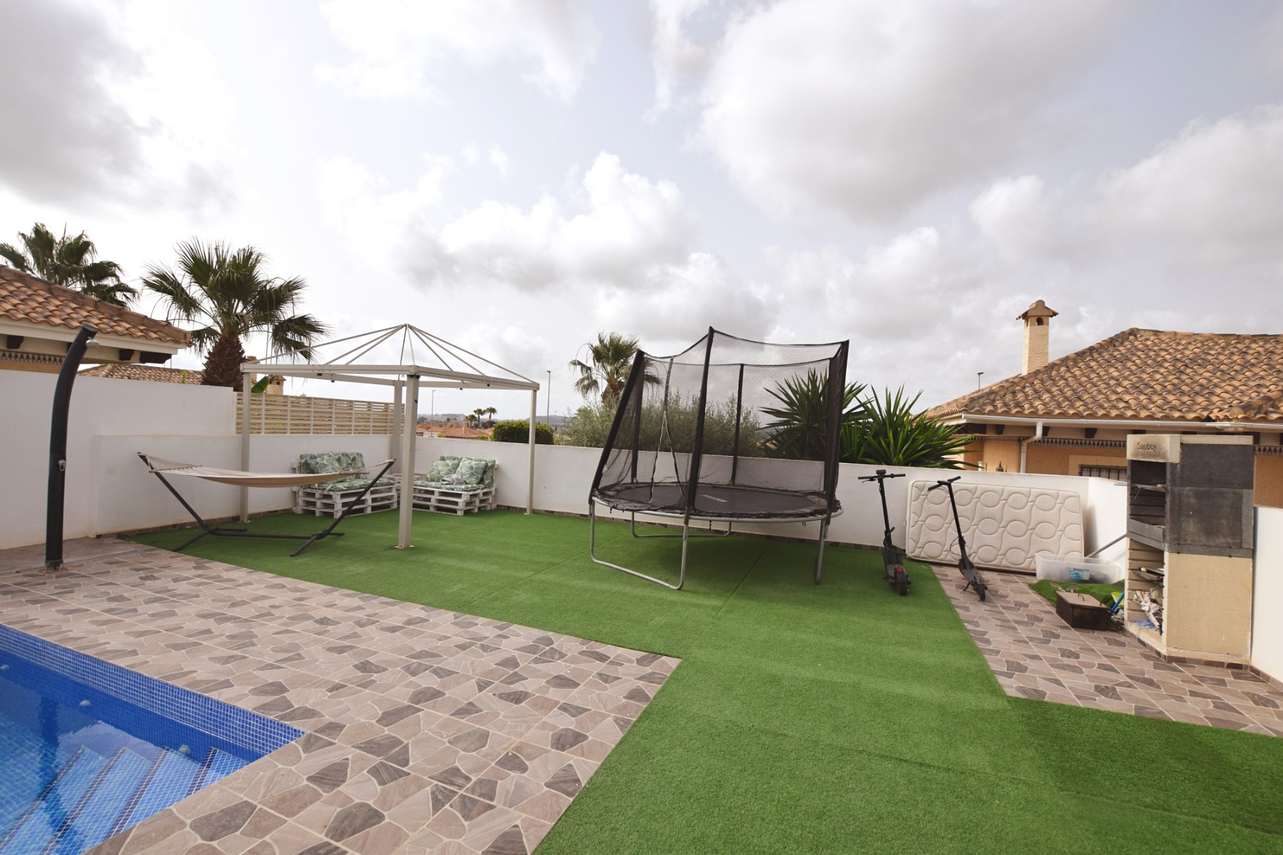 Villa for sale in Alicante 5