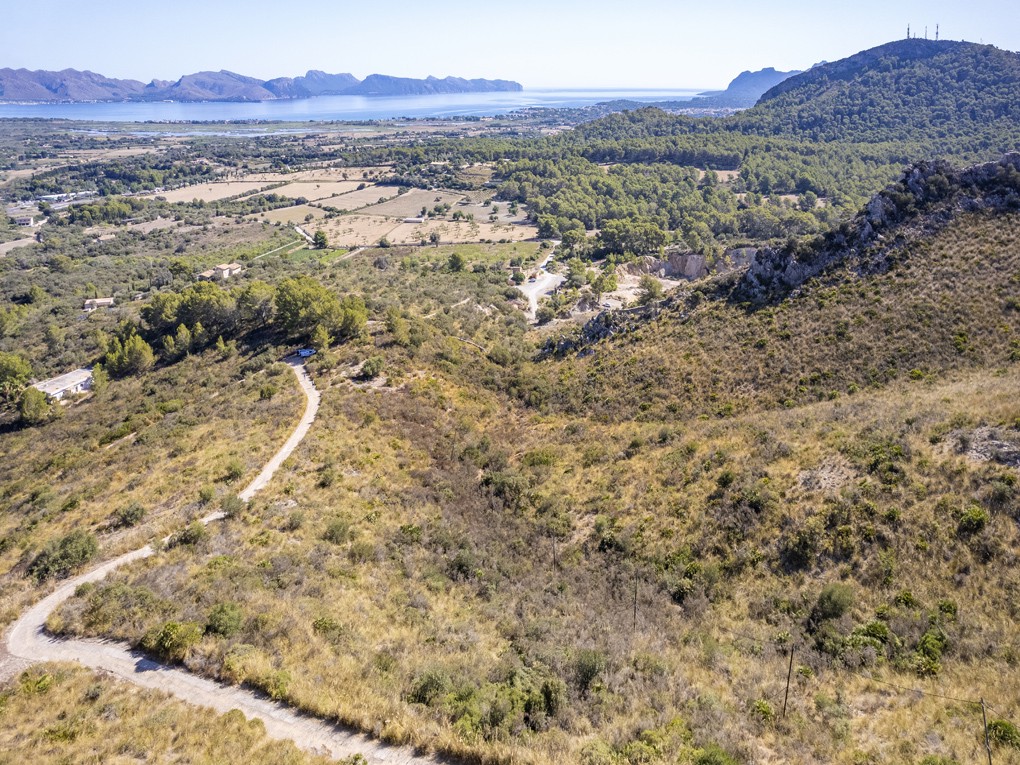 Plot for sale in Mallorca North 3