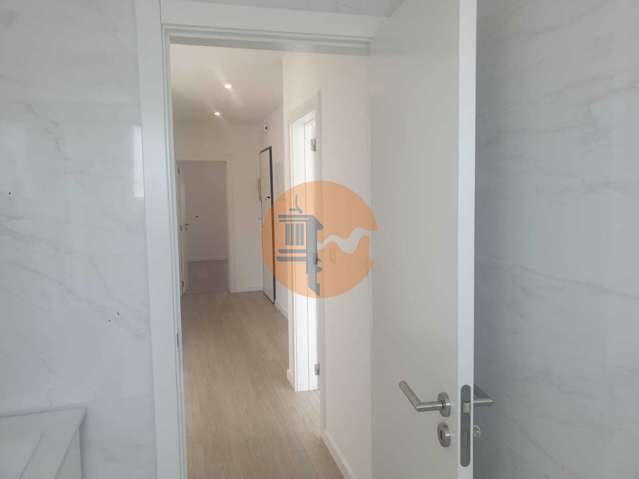 Apartment for sale in Lisbon 11