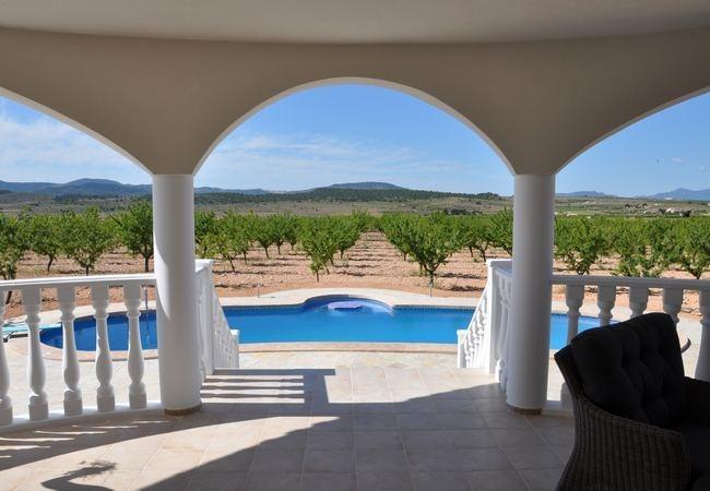 Villa for sale in Alicante 3