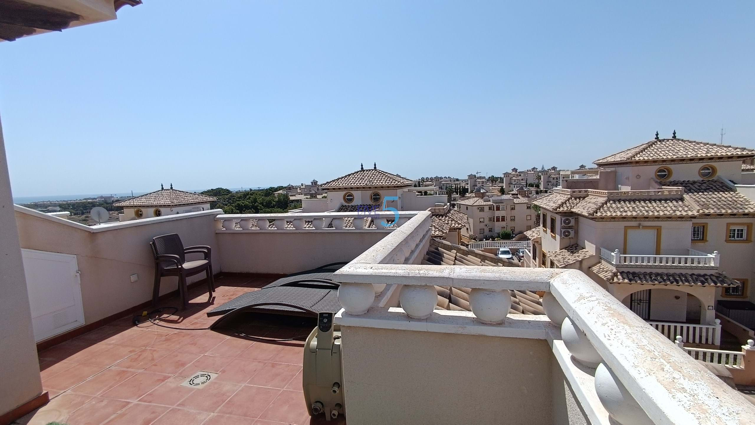 Townhouse for sale in Alicante 12