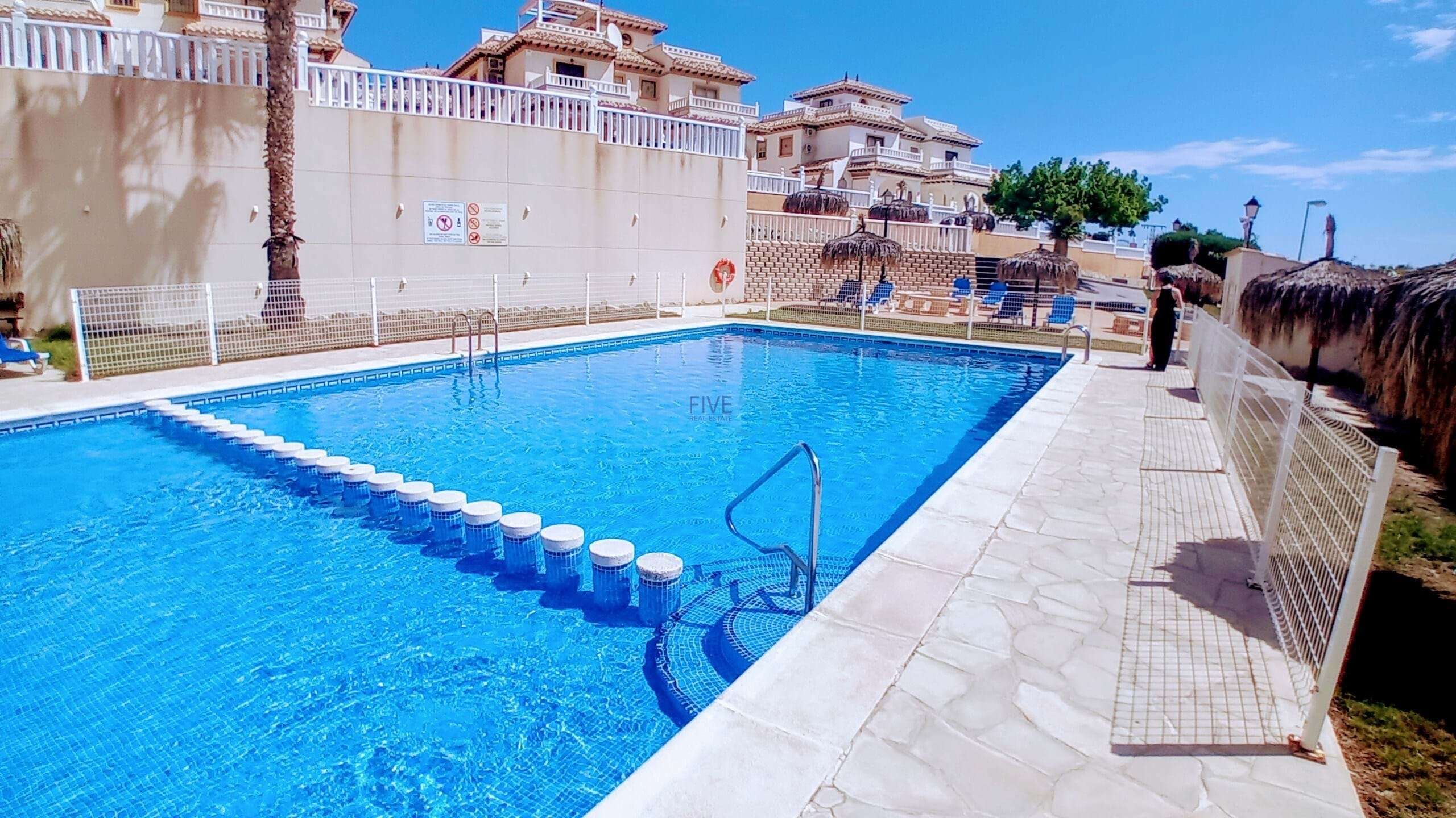 Townhouse for sale in Alicante 21