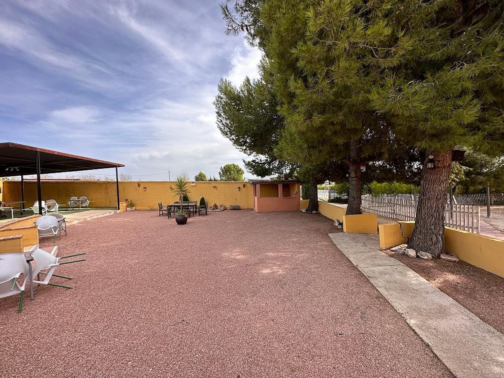 Plot for sale in Alicante 25