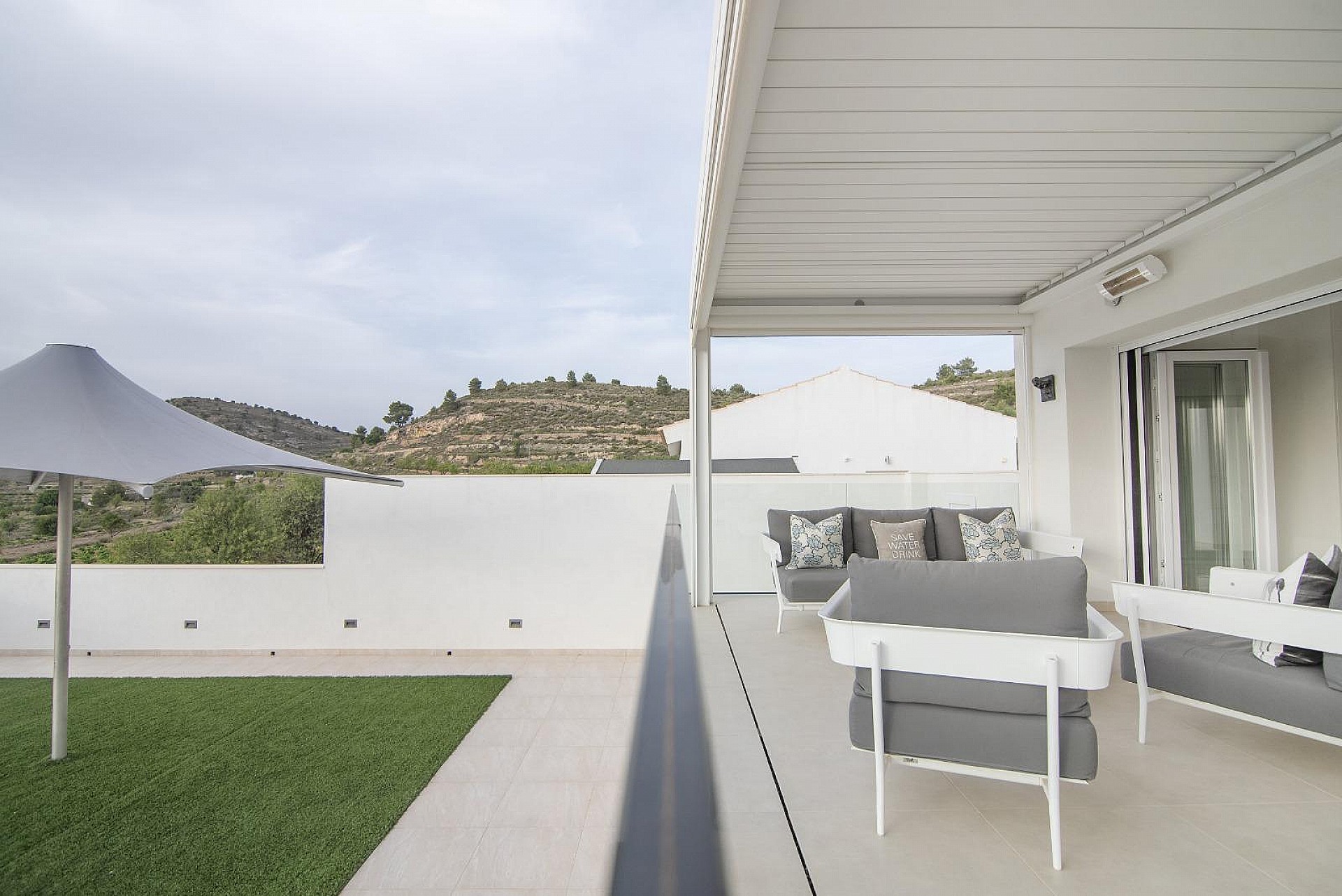 Villa for sale in Alicante 128