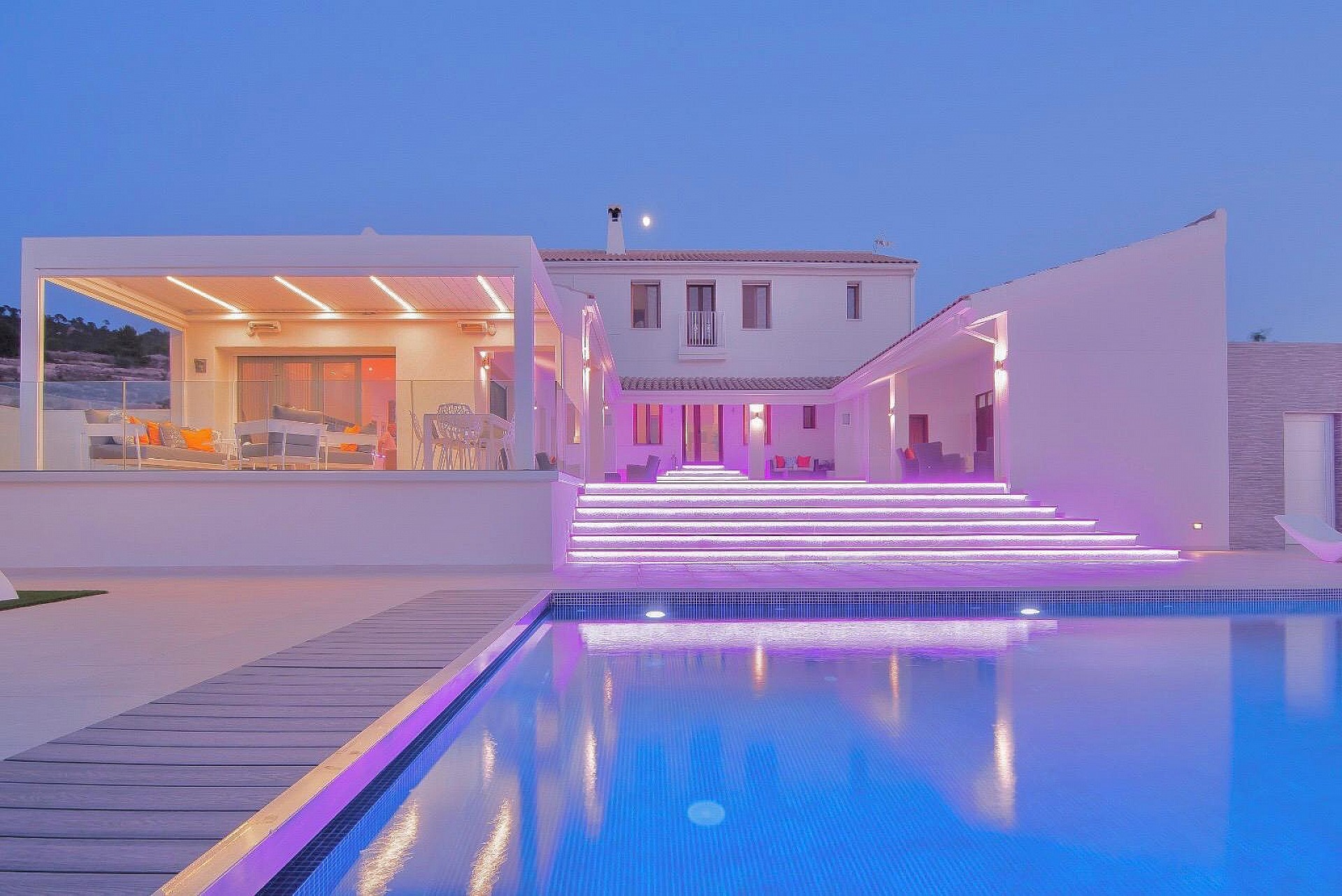 Villa for sale in Alicante 2