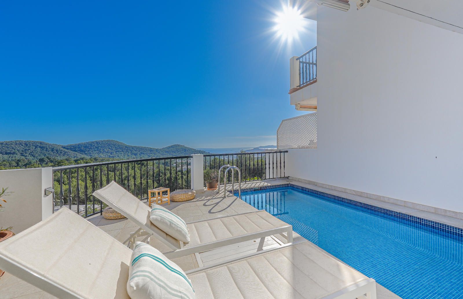 Penthouse te koop in Ibiza 1