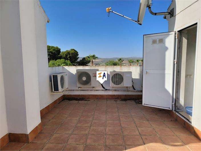 Townhouse for sale in Towns of the province of Seville 13