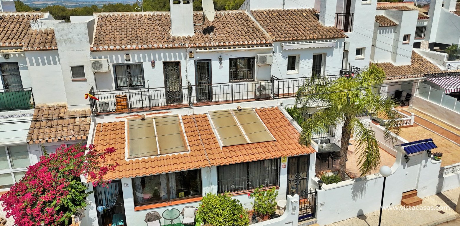 Townhouse for sale in Alicante 1