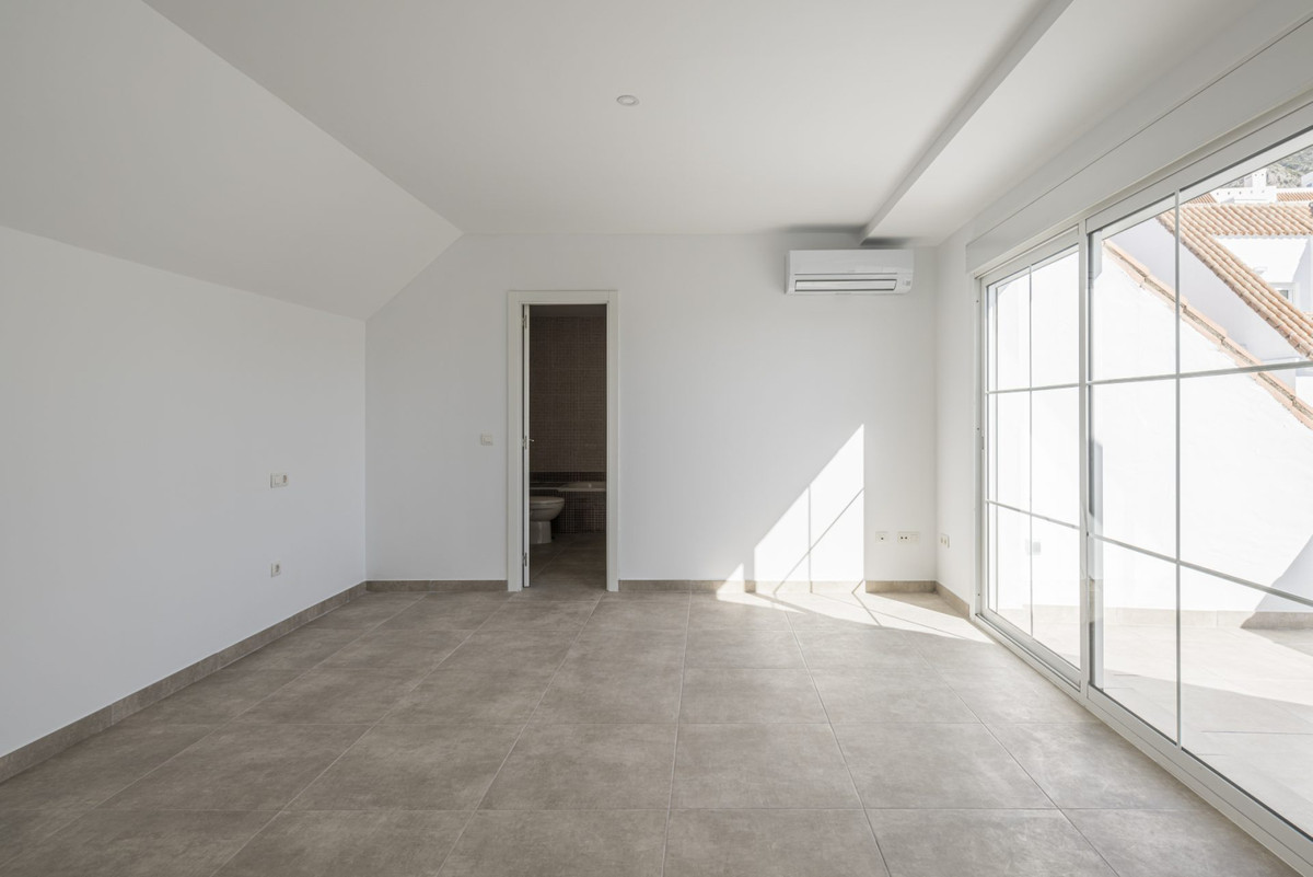 Apartament na sprzedaż w Málaga 32