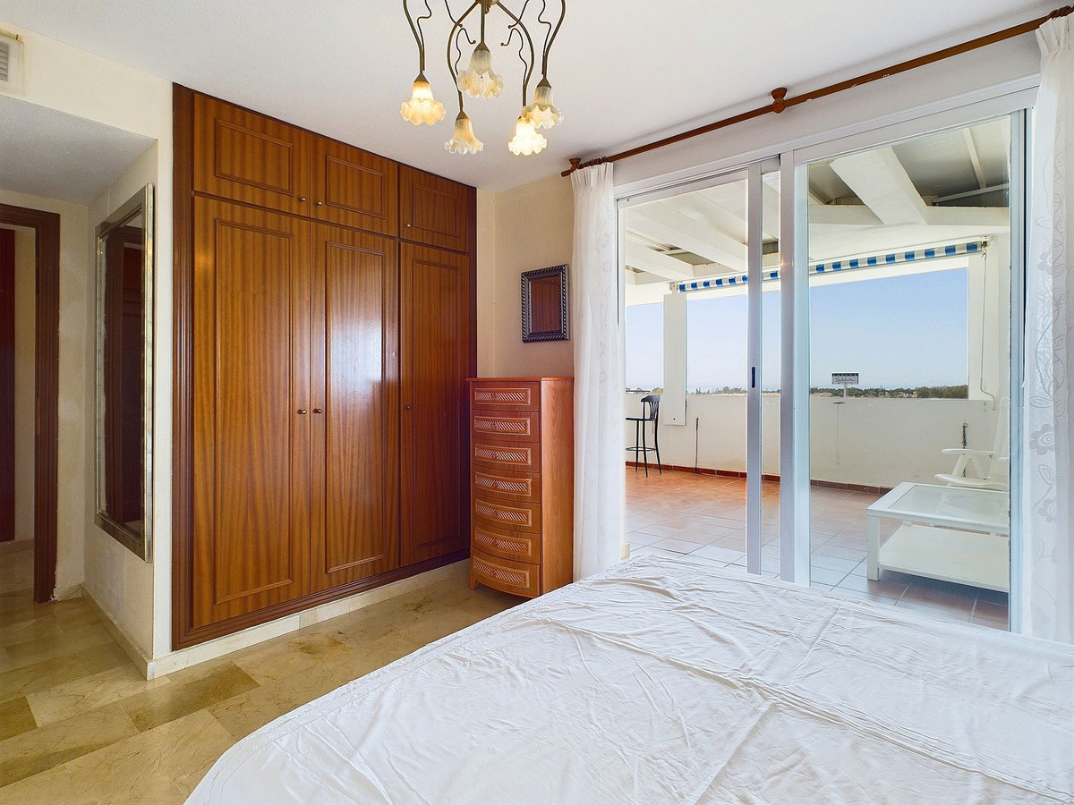 Appartement te koop in Estepona 13