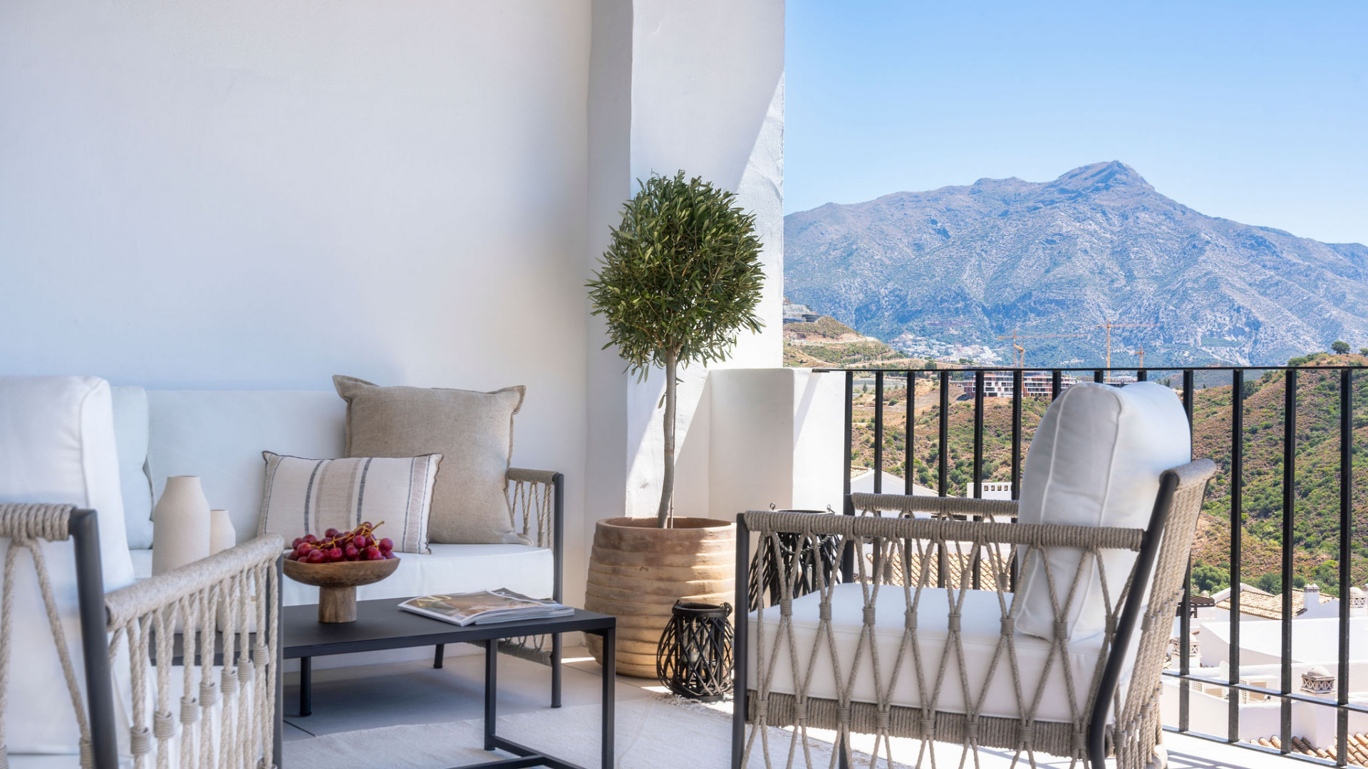 Apartment for sale in Marbella - Golden Mile and Nagüeles 18