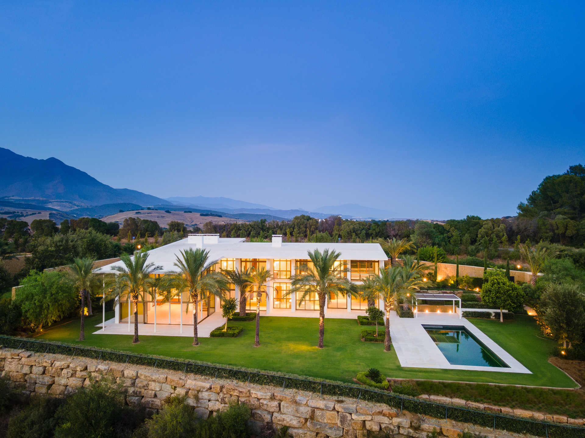 Villa for sale in Casares 22