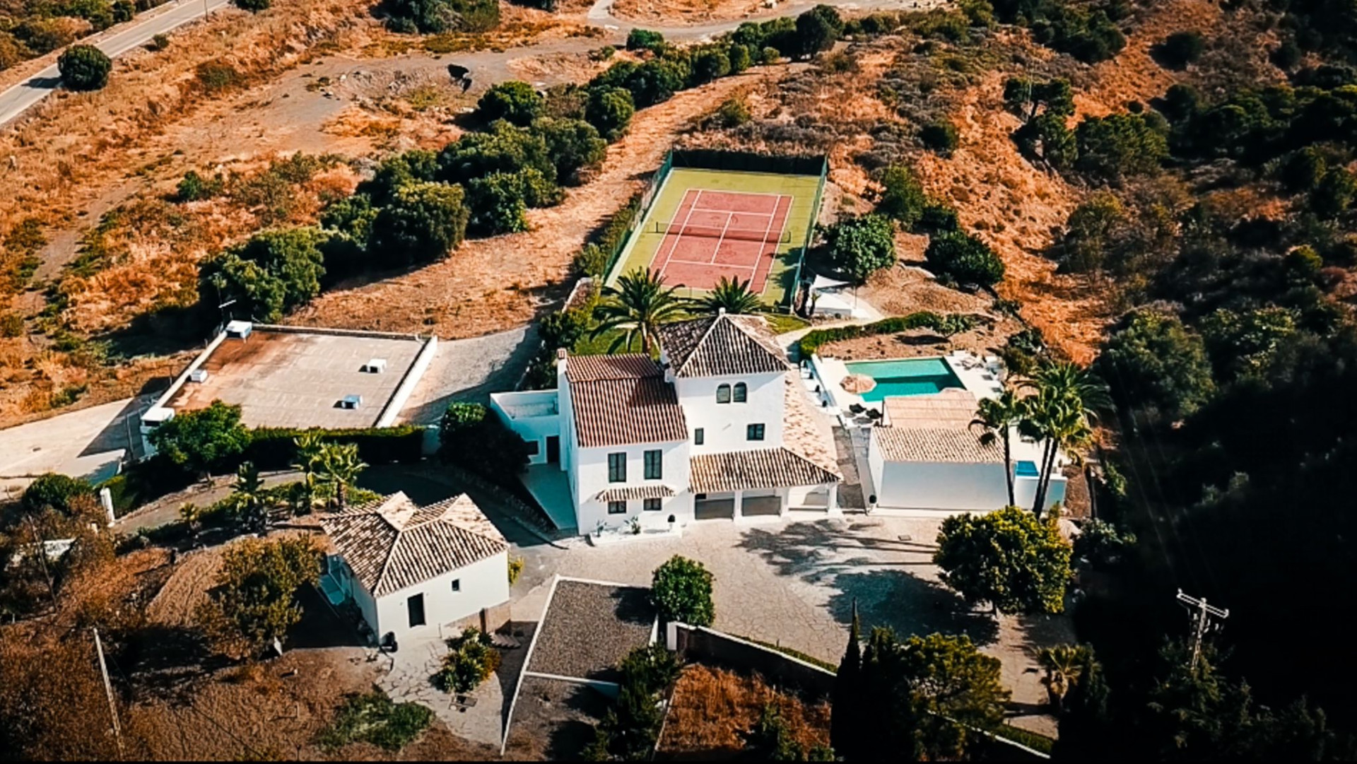 Villa te koop in Estepona 55