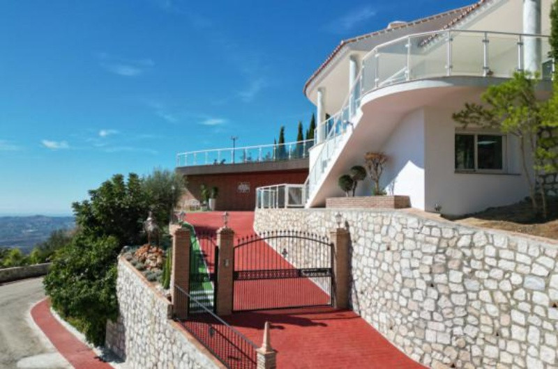 Villa for sale in Mijas 27