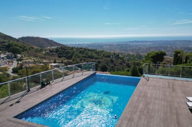 Villa for sale in Mijas 23