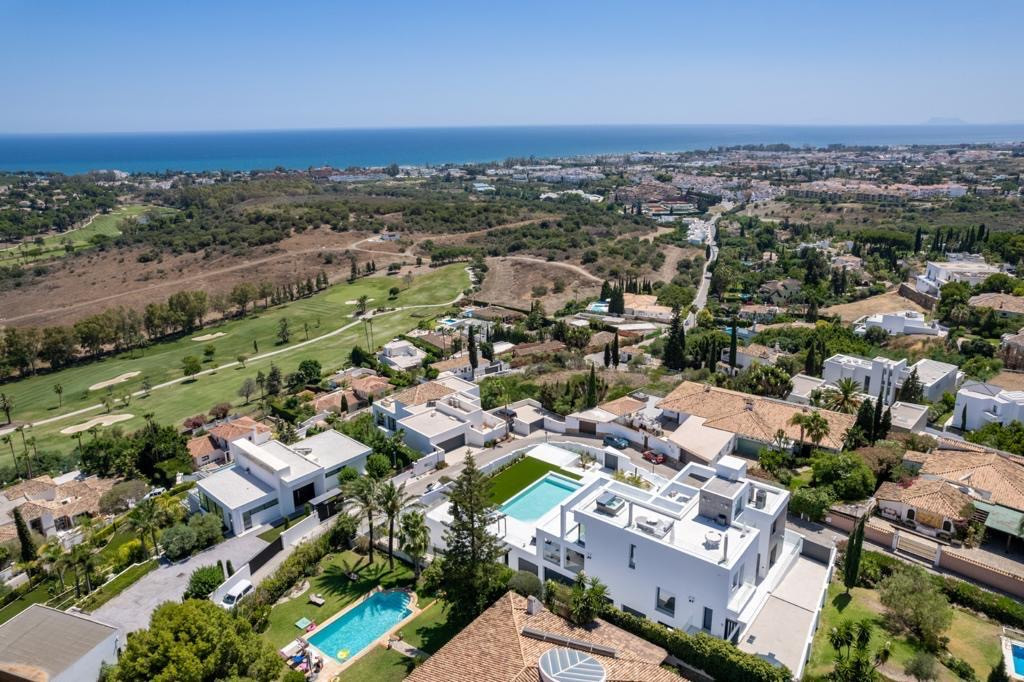 Villa for sale in Benahavís 24