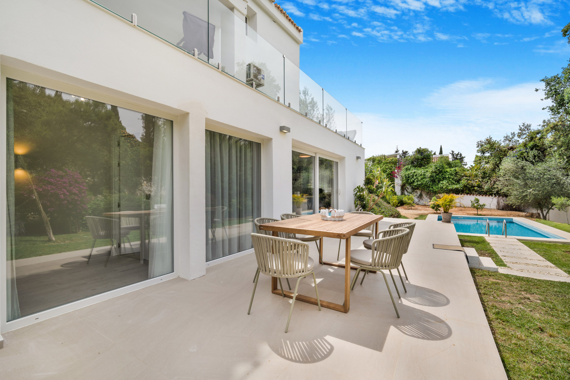 Villa for sale in Marbella - East 38