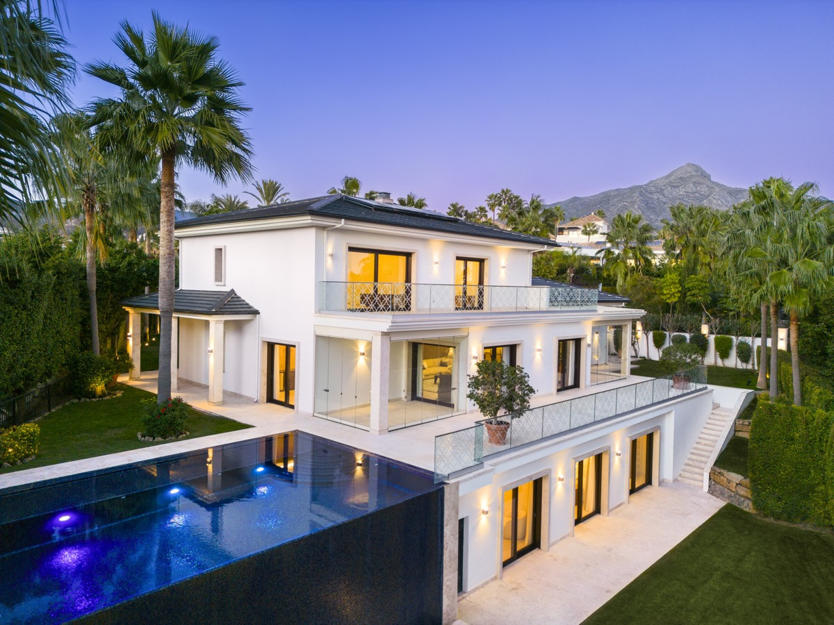 Villa te koop in Marbella - Nueva Andalucía 1