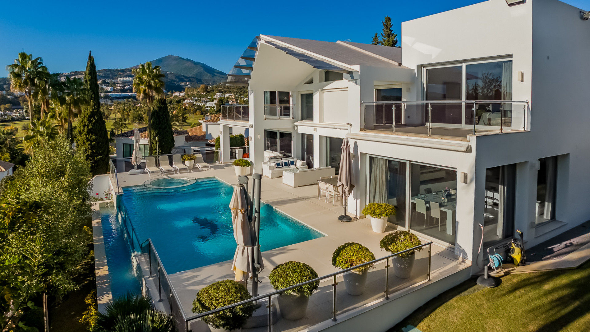 Villa till salu i Marbella - Golden Mile and Nagüeles 2