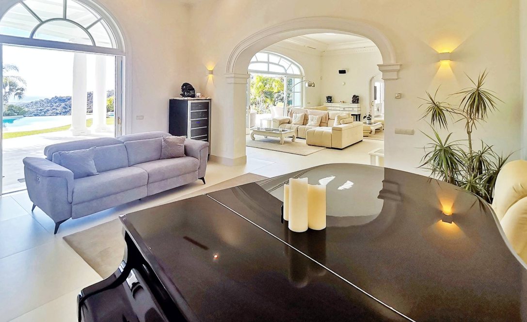 Villa for sale in Marbella - Golden Mile and Nagüeles 15