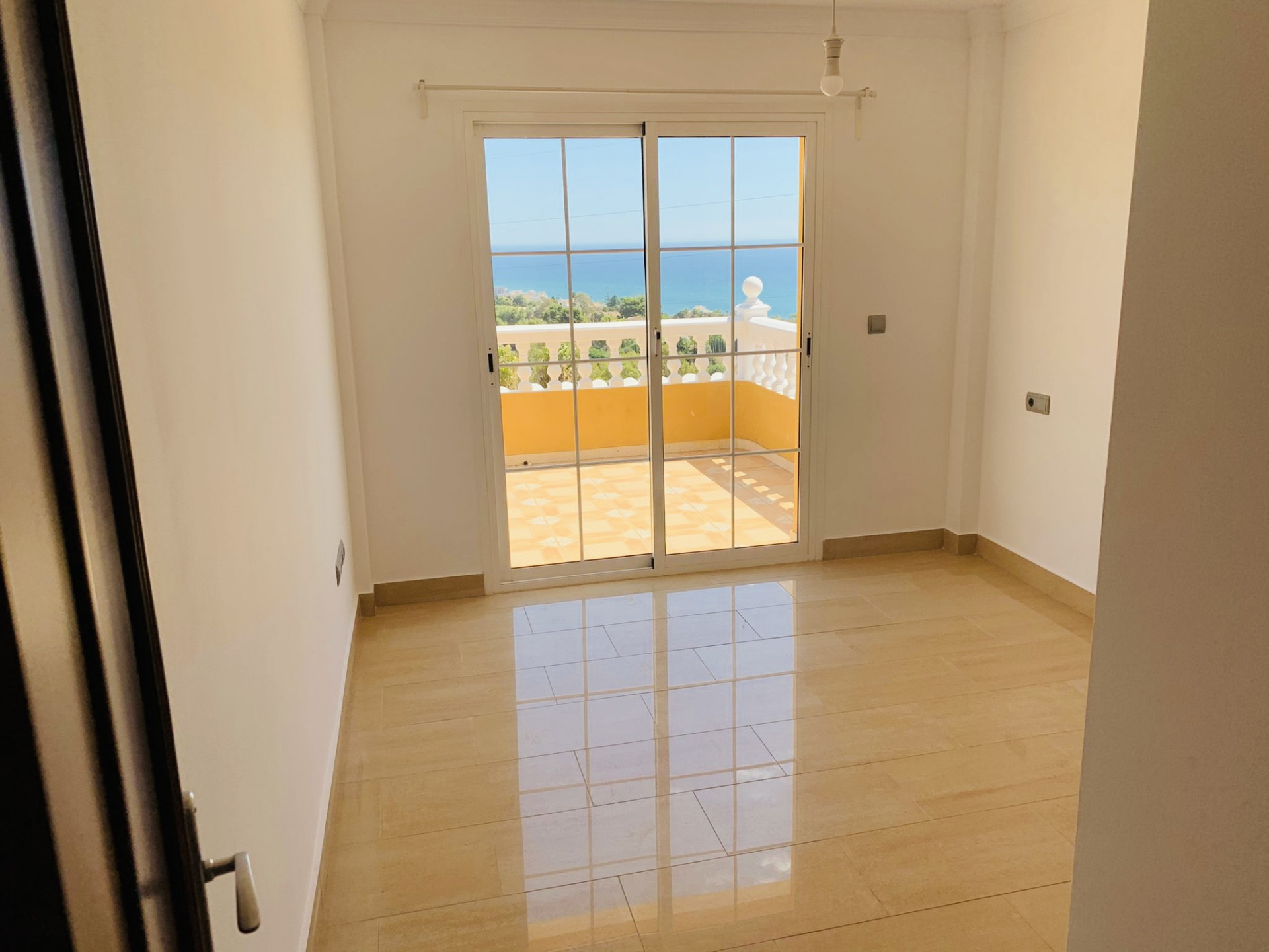 Villa for sale in Benalmádena 14