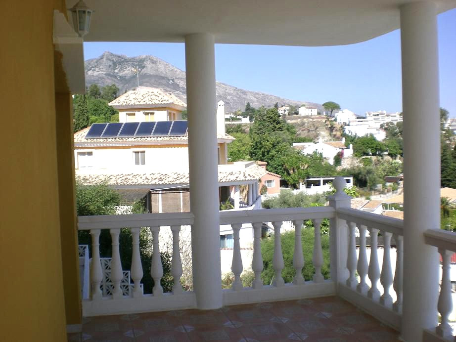 Villa for sale in Benalmádena 9