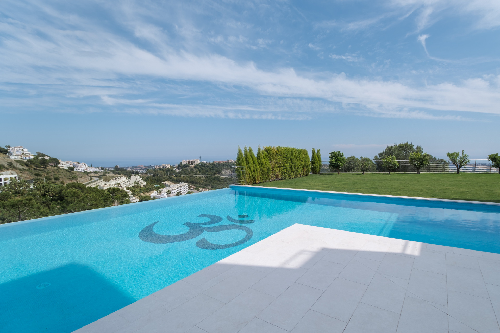 Villa for sale in Marbella - Golden Mile and Nagüeles 14