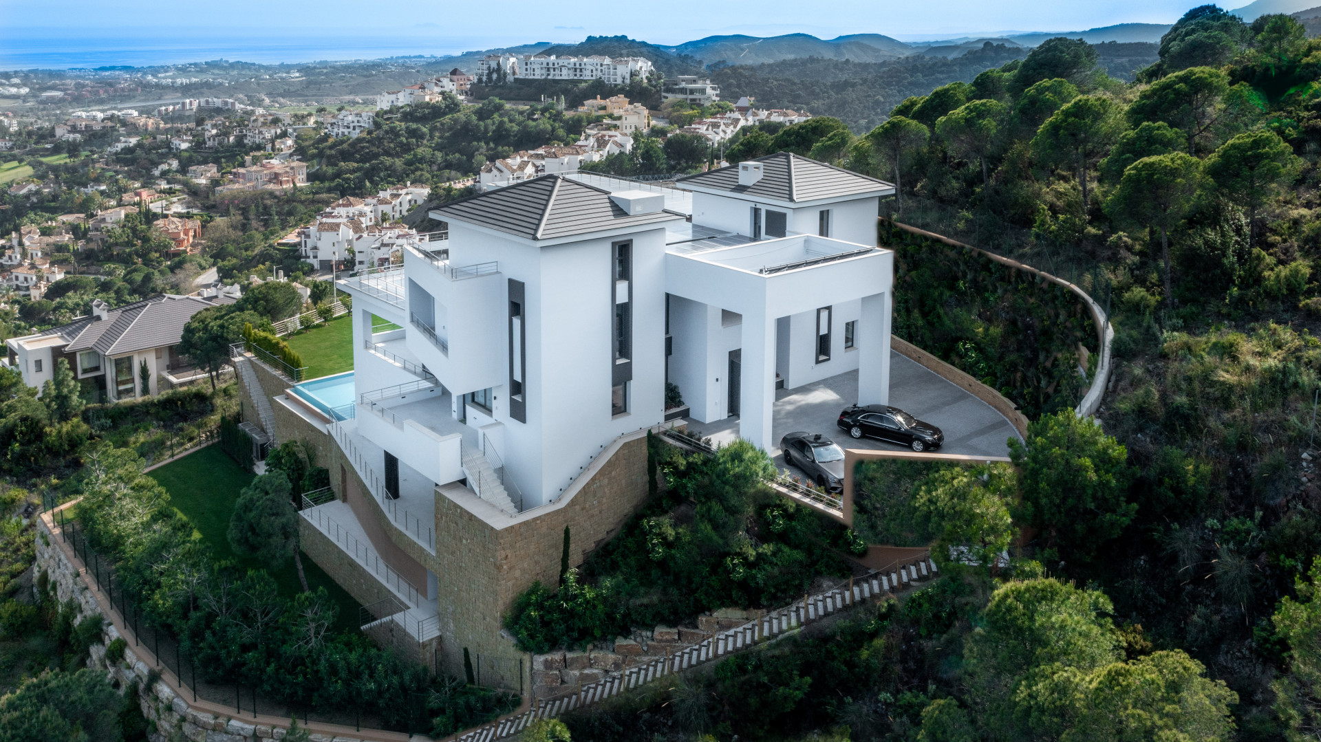 Villa for sale in Marbella - Golden Mile and Nagüeles 2