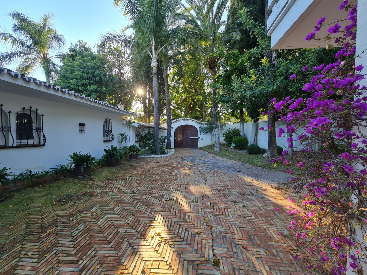 Villa till salu i Marbella - Golden Mile and Nagüeles 36