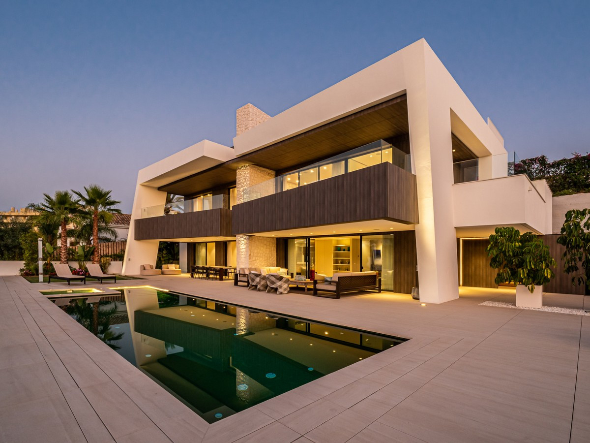 Villa te koop in Marbella - Nueva Andalucía 44