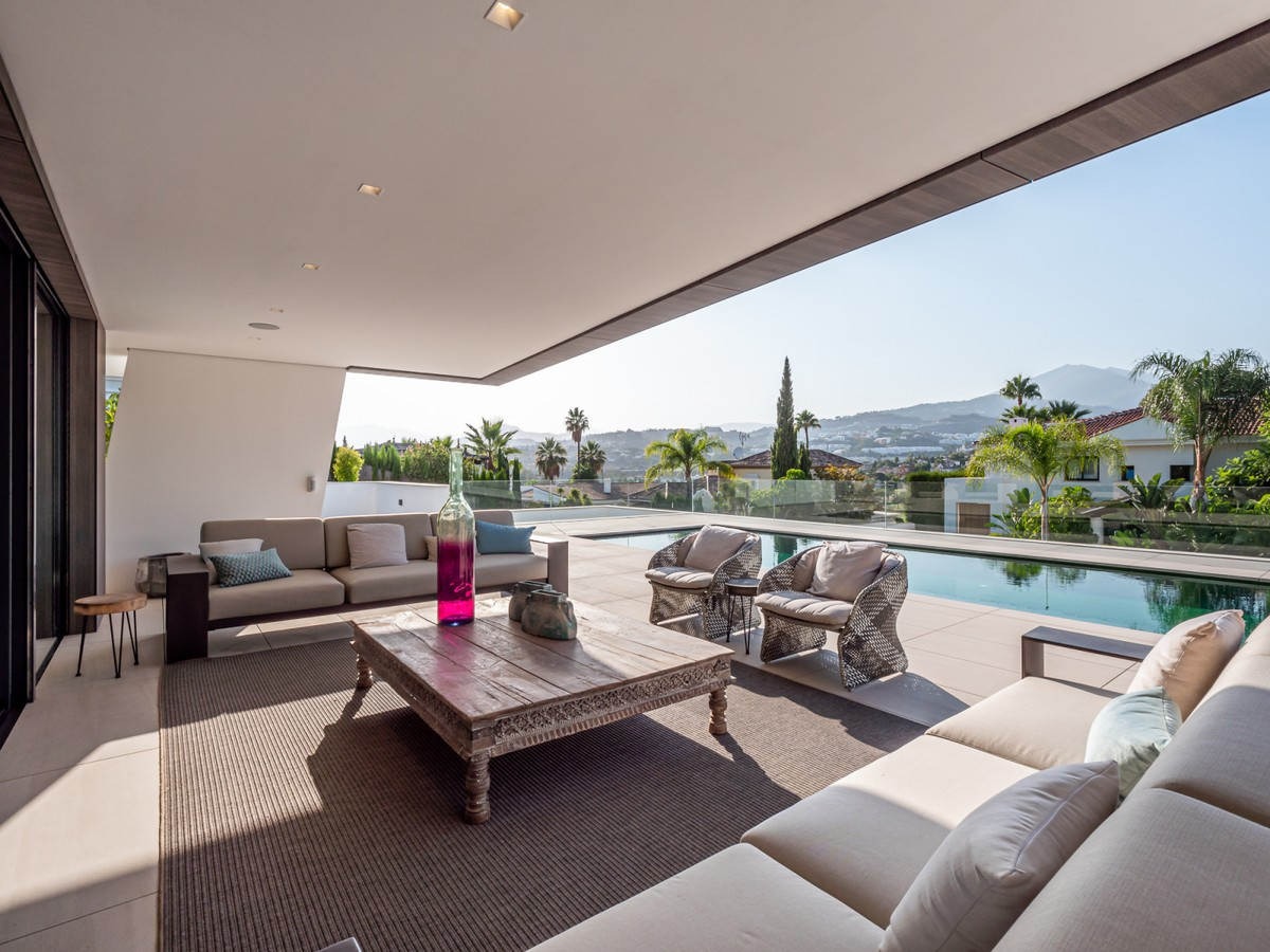 Villa te koop in Marbella - Nueva Andalucía 48