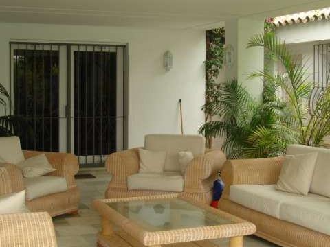 Villa for sale in Estepona 18