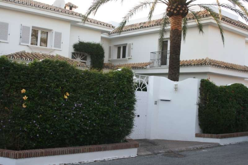 Villa for sale in Estepona 15