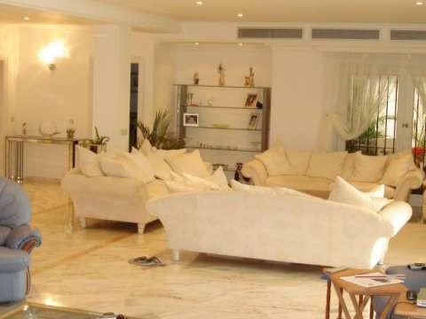 Villa for sale in Estepona 17