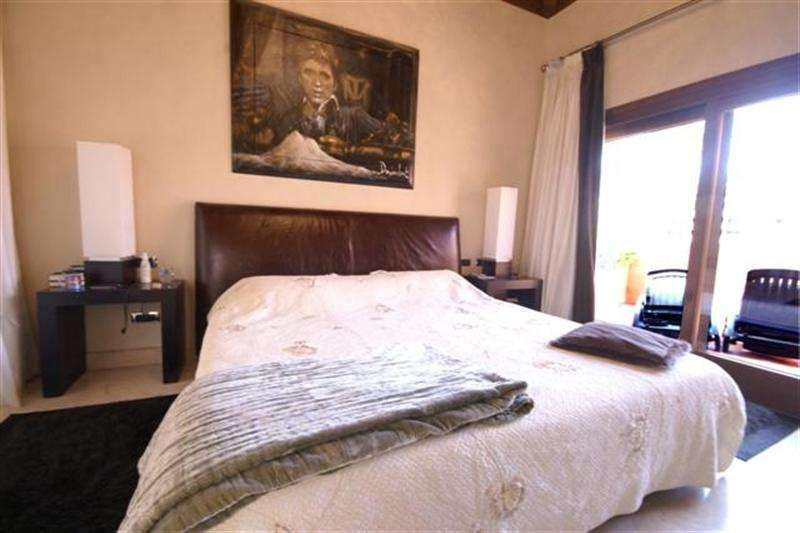 Apartment for sale in Estepona 8