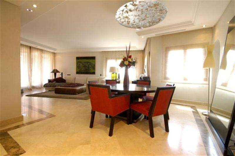 Apartment for sale in Estepona 10