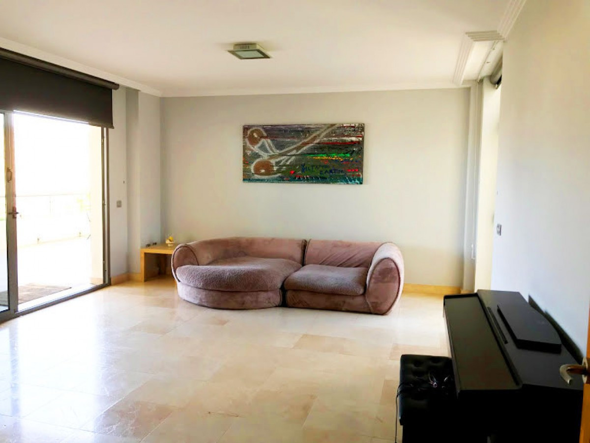 Apartamento en venta en Estepona 5